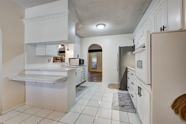 3109 N Alexander Lane, Bethany, OK 73008