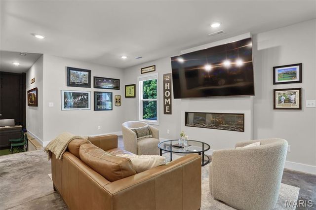 18R Cobblestone Creek, Washington, MO 63090