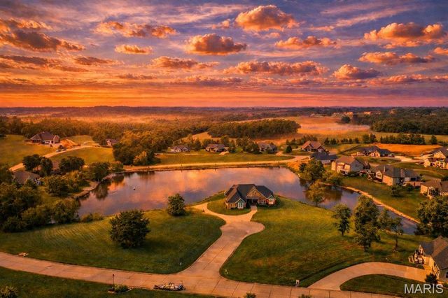 18R Cobblestone Creek, Washington, MO 63090