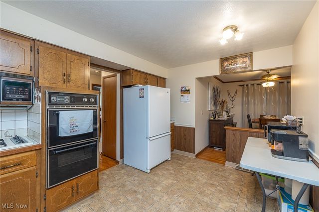 34440 Glen Drive, Eastlake, OH 44095