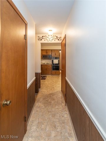 34440 Glen Drive, Eastlake, OH 44095