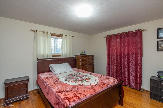 34440 Glen Drive, Eastlake, OH 44095