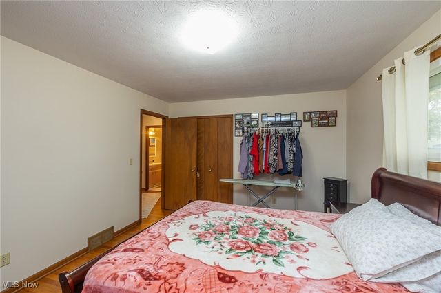 34440 Glen Drive, Eastlake, OH 44095