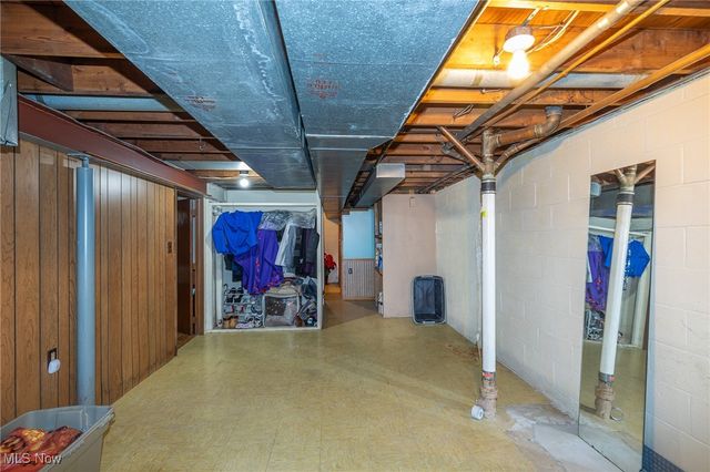 34440 Glen Drive, Eastlake, OH 44095