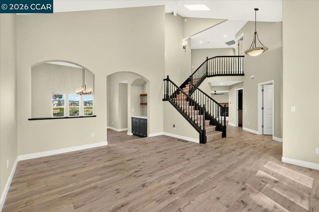 4880 Discovery Pt, Discovery Bay, CA 94505