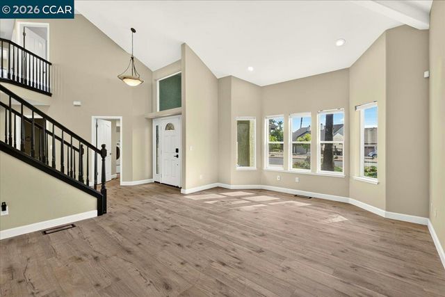 4880 Discovery Pt, Discovery Bay, CA 94505