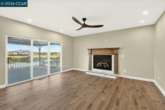 4880 Discovery Pt, Discovery Bay, CA 94505