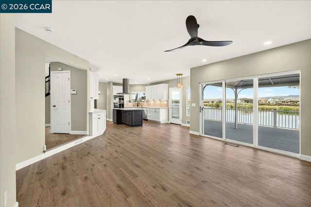 4880 Discovery Pt, Discovery Bay, CA 94505