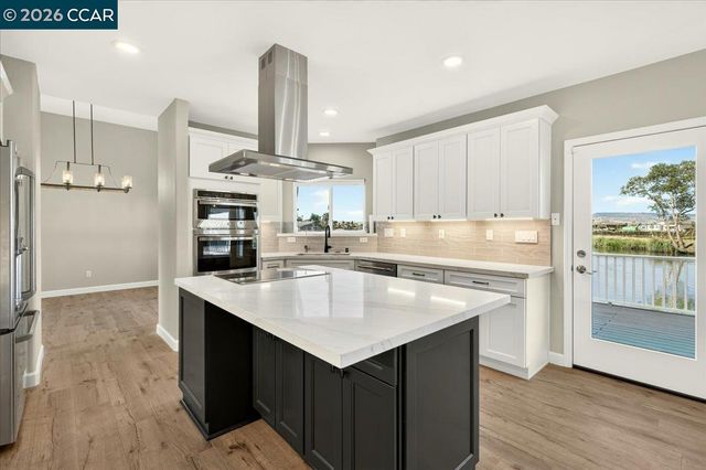 4880 Discovery Pt, Discovery Bay, CA 94505