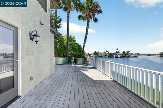 4880 Discovery Pt, Discovery Bay, CA 94505