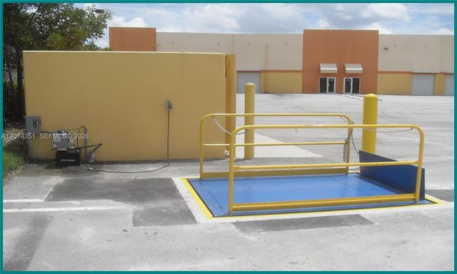 12601 NW 115th Ave A-103, Medley, FL 33178