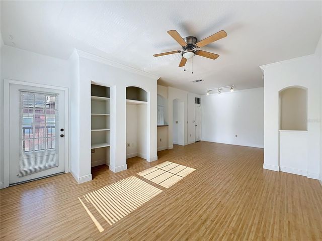 174 VILLA DI ESTE TERRACE 200, Lake Mary, FL 32746