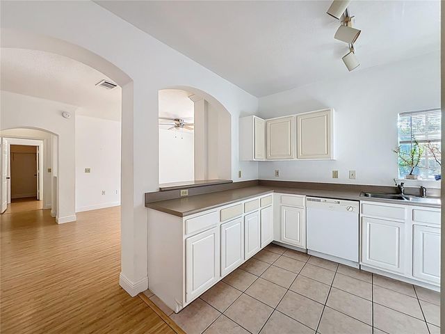 174 VILLA DI ESTE TERRACE 200, Lake Mary, FL 32746