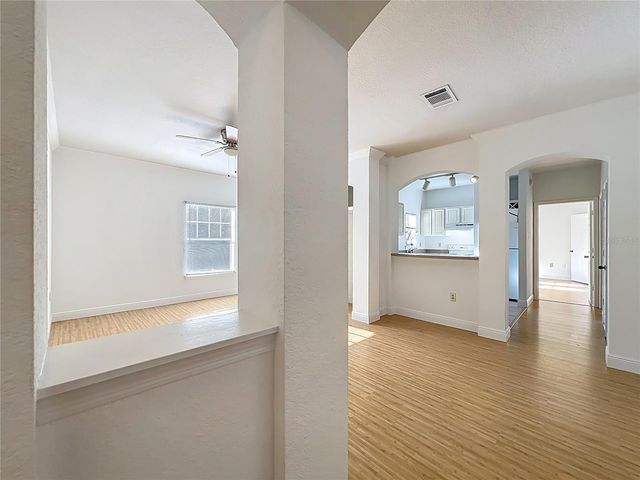 174 VILLA DI ESTE TERRACE 200, Lake Mary, FL 32746