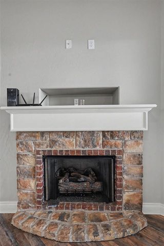 7705 SW Franks Ct, Lawton, OK 73505