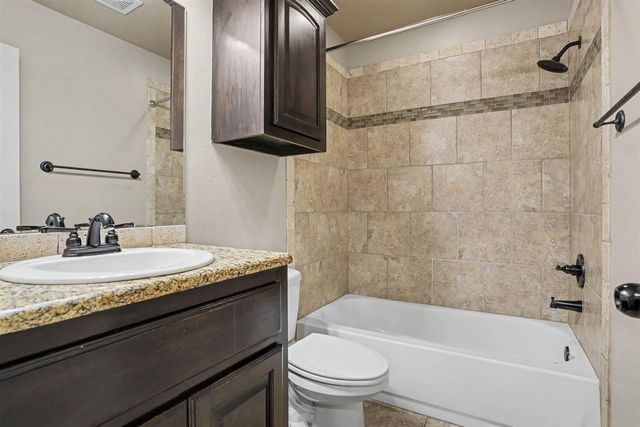 7705 SW Franks Ct, Lawton, OK 73505