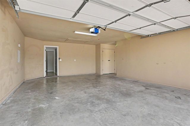 7705 SW Franks Ct, Lawton, OK 73505