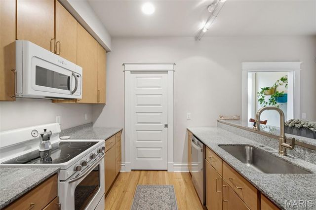 4238 McRee Avenue, St Louis, MO 63110