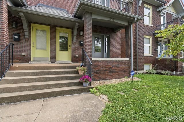 4238 McRee Avenue, St Louis, MO 63110