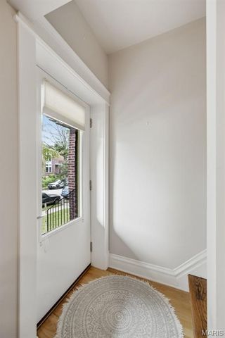 4238 McRee Avenue, St Louis, MO 63110
