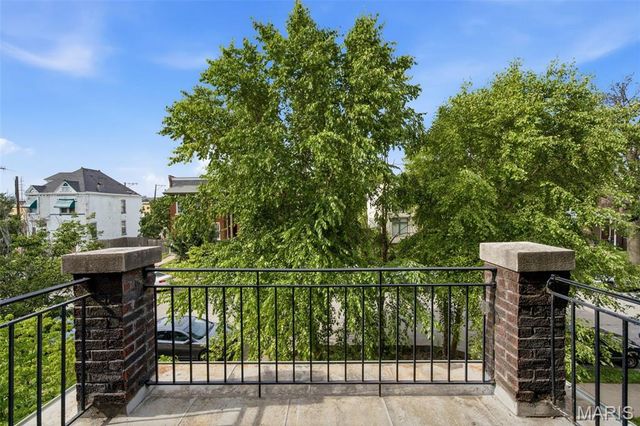 4238 McRee Avenue, St Louis, MO 63110