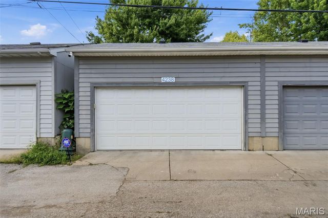 4238 McRee Avenue, St Louis, MO 63110