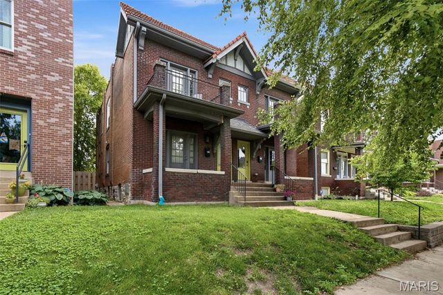 4238 McRee Avenue, St Louis, MO 63110
