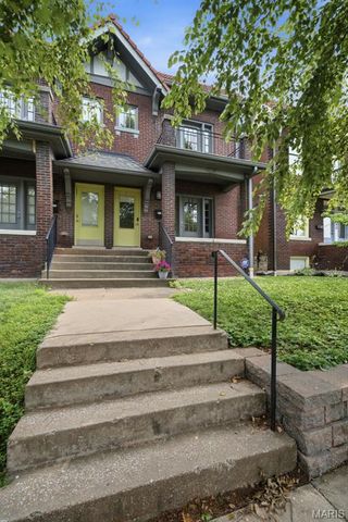 4238 McRee Avenue, St Louis, MO 63110