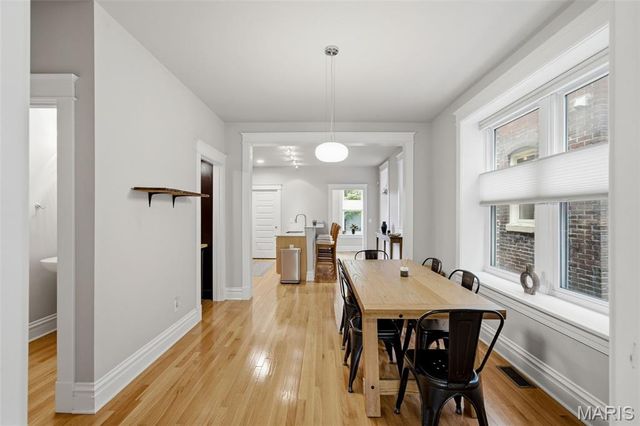 4238 McRee Avenue, St Louis, MO 63110