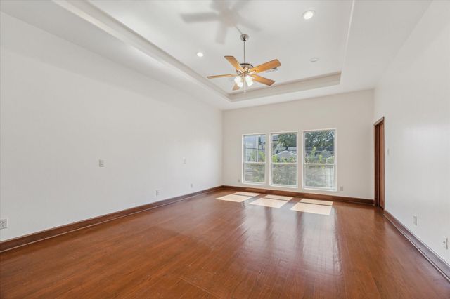 1533 Nevada Street, Houston, TX 77006