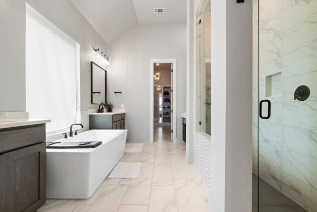 304 Sadaba ST, Liberty Hill, TX 78642