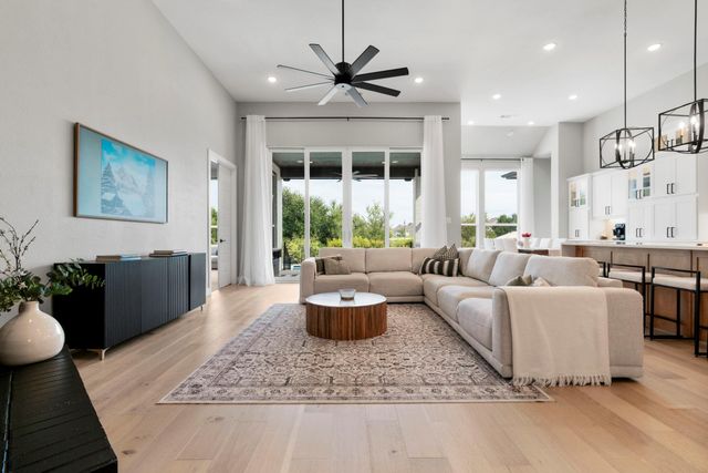 304 Sadaba ST, Liberty Hill, TX 78642