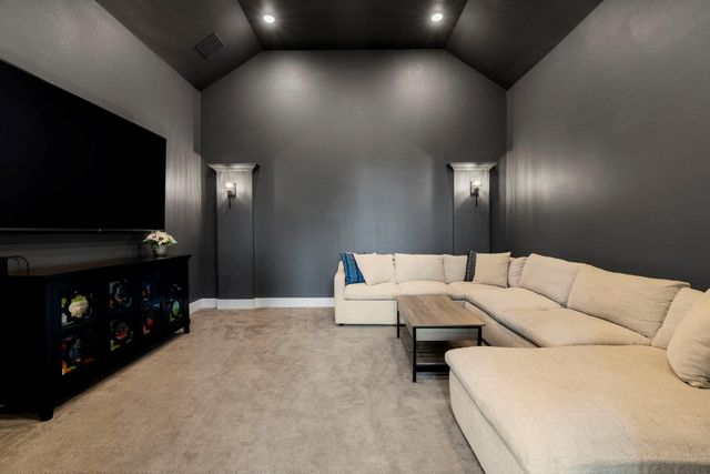 304 Sadaba ST, Liberty Hill, TX 78642