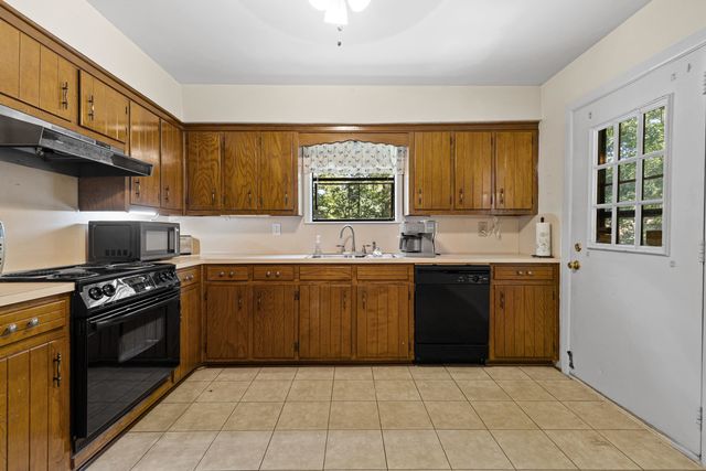6339 Lakewood Dr., Gilmer, TX 75645