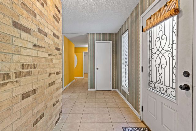 6339 Lakewood Dr., Gilmer, TX 75645