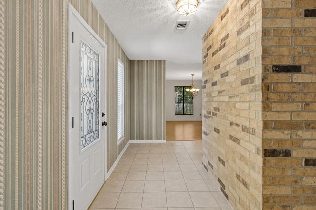 6339 Lakewood Dr., Gilmer, TX 75645