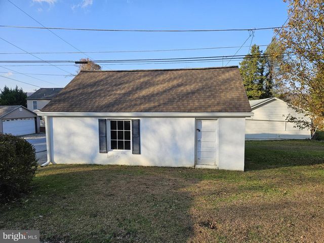 3201 WALNUT ST, Downingtown, PA 19335