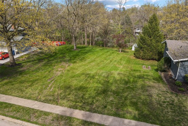 1318 Boone Street, Pella, IA 50219