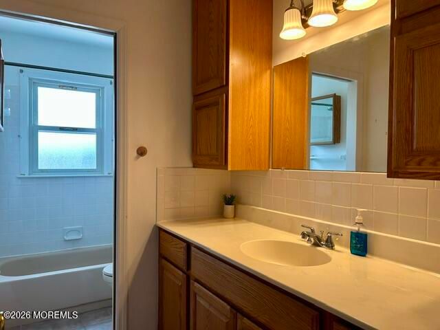 33 Freeman Court, Toms River, NJ 08753