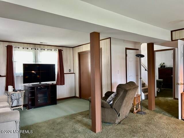33 Freeman Court, Toms River, NJ 08753