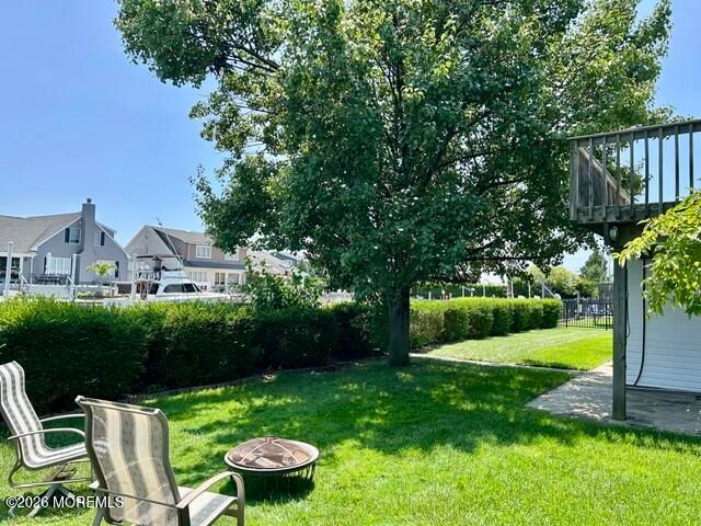 33 Freeman Court, Toms River, NJ 08753