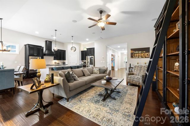 435 Trillium Way, Belmont, NC 28012