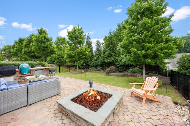 435 Trillium Way, Belmont, NC 28012