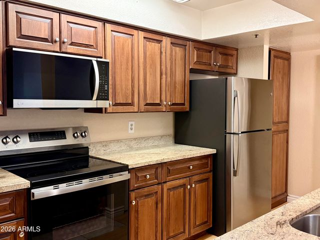 100 E FILLMORE Street 114, Phoenix, AZ 85004