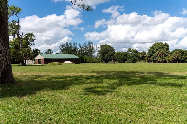 14279 43rd Road N, Loxahatchee, FL 33470