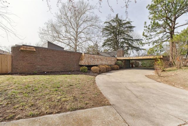 2518 Acacia Court, Norman, OK 73072