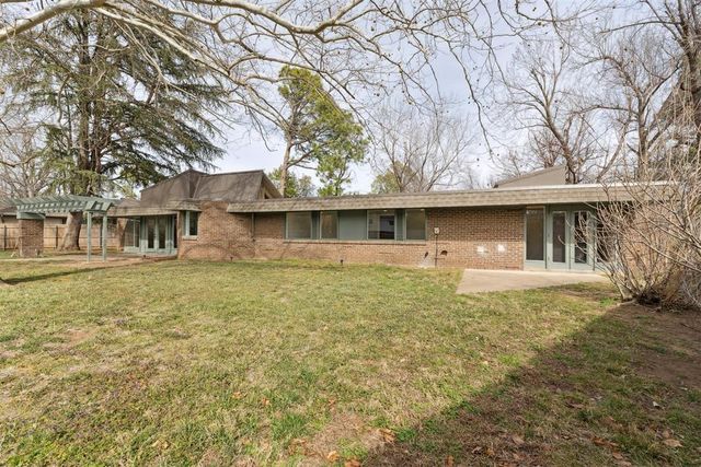 2518 Acacia Court, Norman, OK 73072