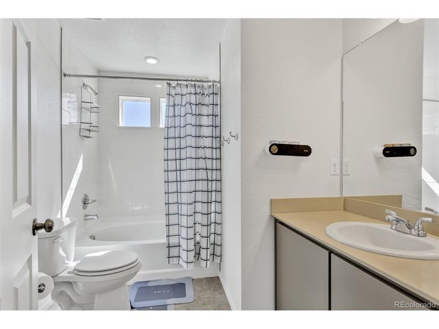 16471 E 111th Dr, Commerce City, CO 80022