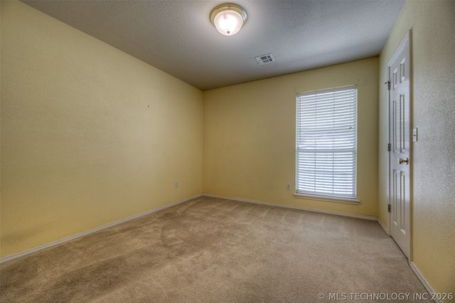 19719 E 45th Street, Broken Arrow, OK 74014