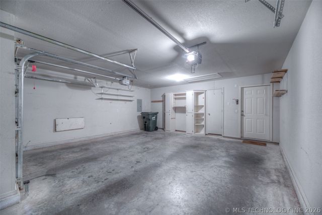 19719 E 45th Street, Broken Arrow, OK 74014